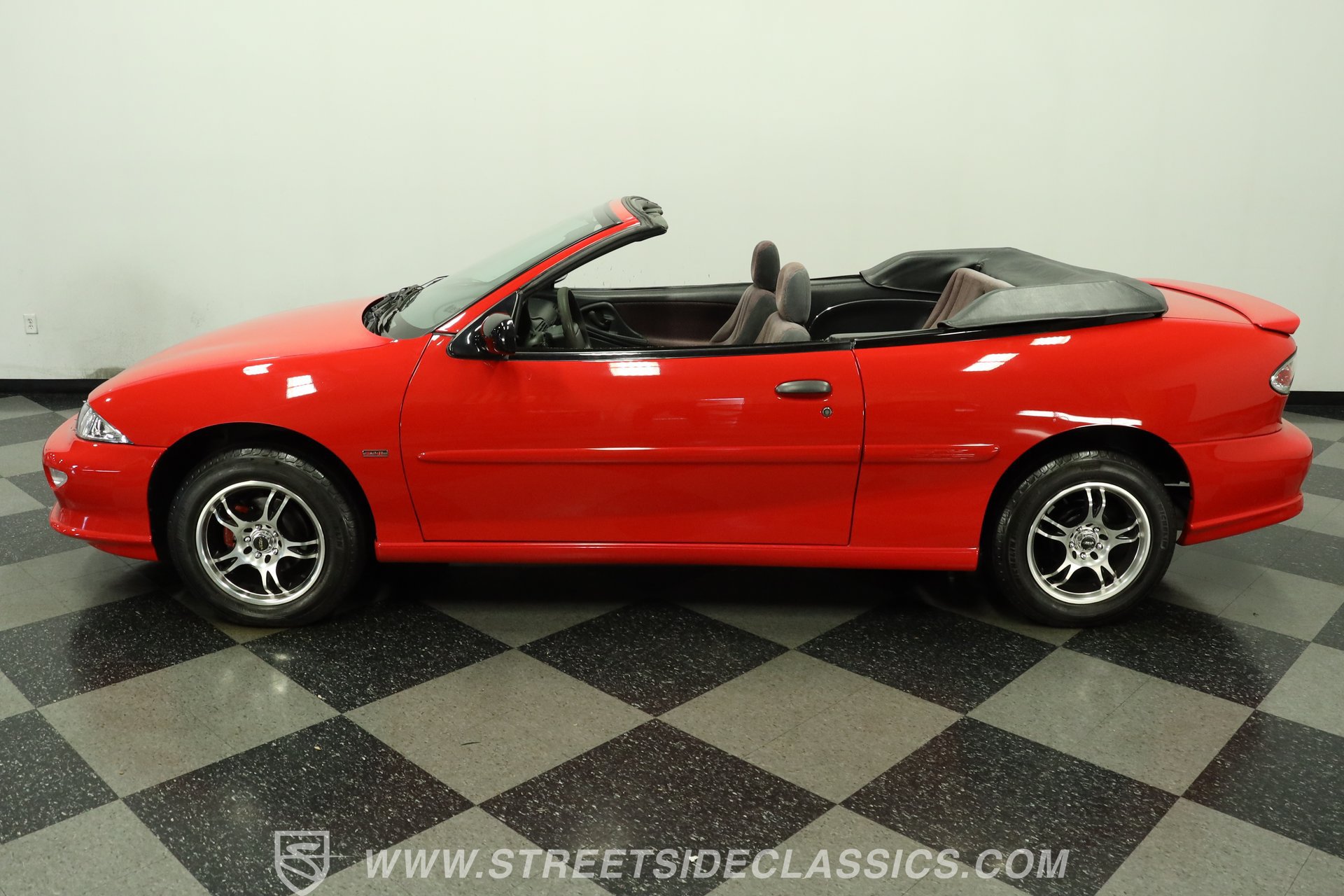 Used 1999 Chevrolet Cavalier Z24 FWD image 2