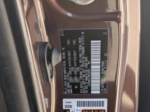 Used 2021 Toyota Sienna XLE image 23