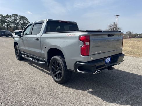 Used 2025 Chevrolet Silverado 1500 Custom Trail Boss image 3