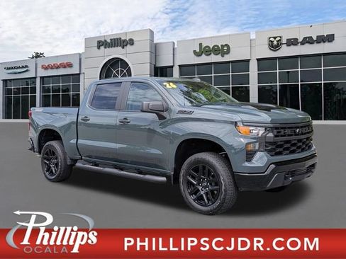 Used 2026 Chevrolet Silverado 1500 Custom Trail Boss w/ Turbomax Blackout Package AWD/4WD image 1