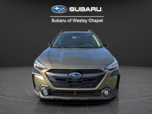 Used 2025 Subaru Outback Premium AWD/4WD image 9