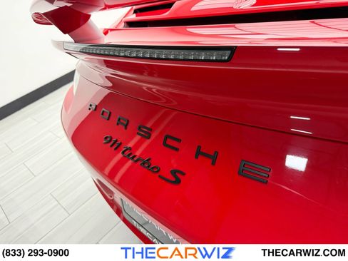 Used 2015 Porsche 911 Turbo S image 21