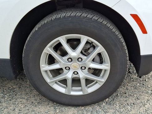 Used 2023 Chevrolet Equinox LT AWD/4WD image 33