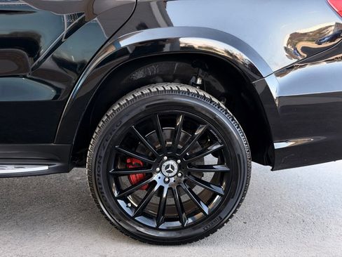 Used 2014 Mercedes-Benz GL 63 AMG 4MATIC image 15