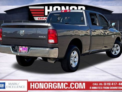 Used 2021 RAM 1500 Classic SLT AWD/4WD image 6