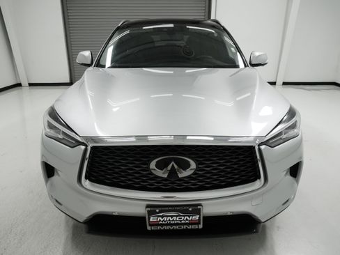 Used 2021 INFINITI QX50 Essential w/ Convenience Package image 2