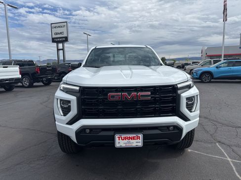 New 2026 GMC Canyon Elevation w/ Convenience Package image 2