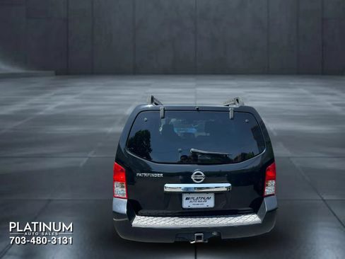 Used 2012 Nissan Pathfinder SV AWD/4WD image 5