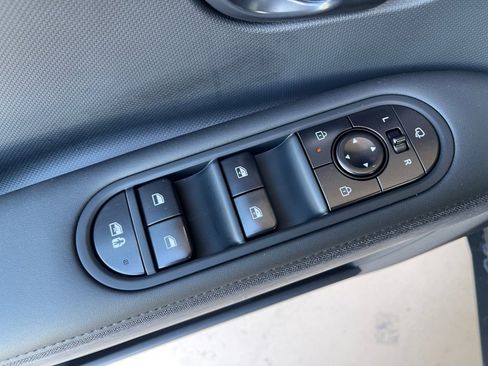 New 2025 Hyundai Ioniq 5 XRT image 31