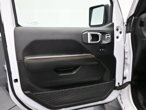 Used 2024 Jeep Wrangler Sahara w/ Safety Group image 11