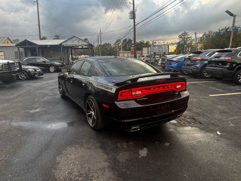 Used 2014 Dodge Charger R/T image 9