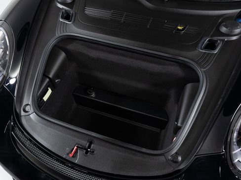 Used 2018 Porsche 911 GT2 RS image 10