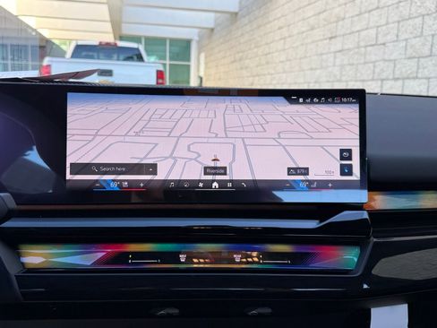 New 2026 BMW i5 eDrive40 w/ M Sport Package image 24