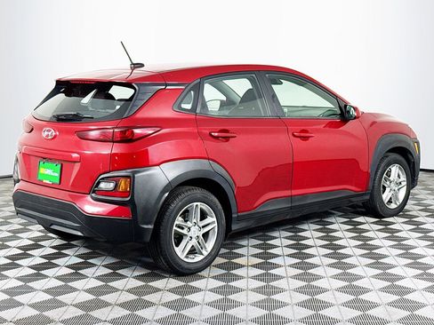 Used 2021 Hyundai Kona SE image 10