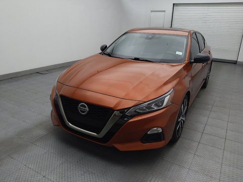 Used 2021 Nissan Altima 2.5 SR w/ SR Premium Package FWD image 15
