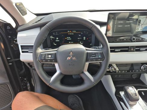 New 2026 Mitsubishi Outlander SE FWD image 20