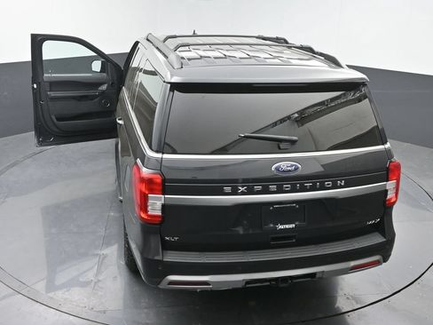 Used 2023 Ford Expedition Max XLT AWD/4WD image 32