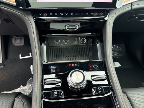 New 2026 Jeep Grand Cherokee Summit AWD/4WD image 13
