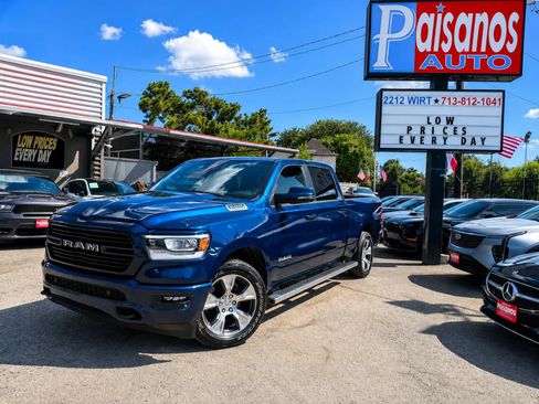 Used 2023 RAM 1500 Laramie AWD/4WD image 1