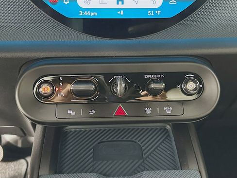 New 2025 MINI Cooper Countryman SE image 15