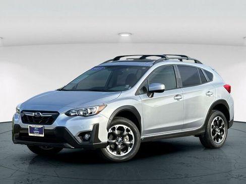 Used 2023 Subaru Crosstrek 2.0i Premium image 2