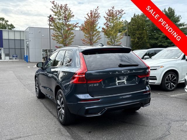 Certified 2024 Volvo XC60 B5 Plus w/ Protection Package Premier AWD/4WD image 2