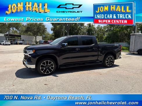 Used 2024 Chevrolet Silverado 1500 LT w/ Protection Package AWD/4WD image 3