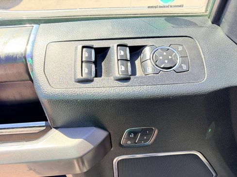 Used 2020 Ford F150 Platinum w/ Equipment Group 701A Luxury AWD/4WD image 11