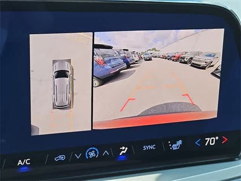 New 2026 Chevrolet Traverse LT w/ Driver Confidence Package image 17