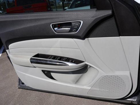 Used 2020 Acura TLX FWD image 28