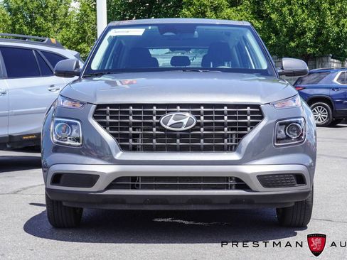 Used 2024 Hyundai Venue SE FWD image 7