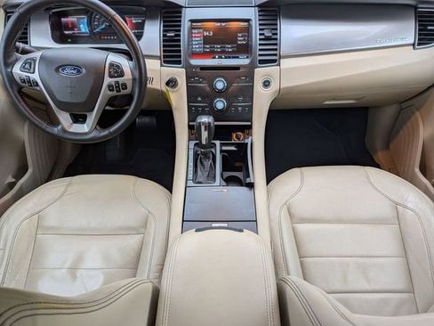 Used 2013 Ford Taurus SEL image 31