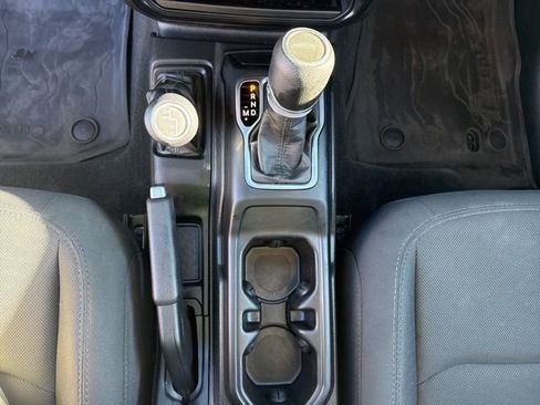 Used 2022 Jeep Gladiator Willys image 33
