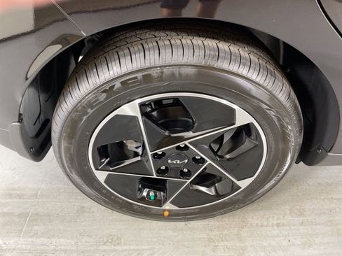 New 2025 Kia Soul EX image 11