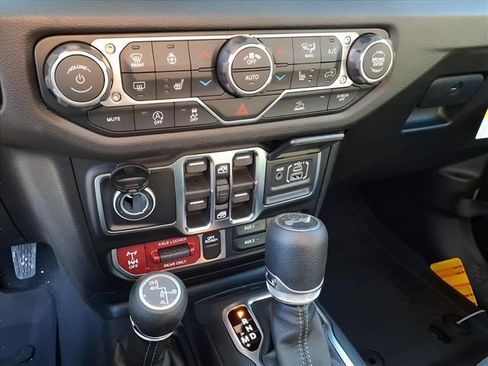New 2026 Jeep Wrangler Unlimited Sport AWD/4WD image 17