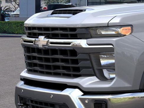 New 2026 Chevrolet Silverado 3500 LT image 13