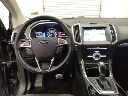 Used 2017 Ford Edge Sport w/ Technology Package image 22