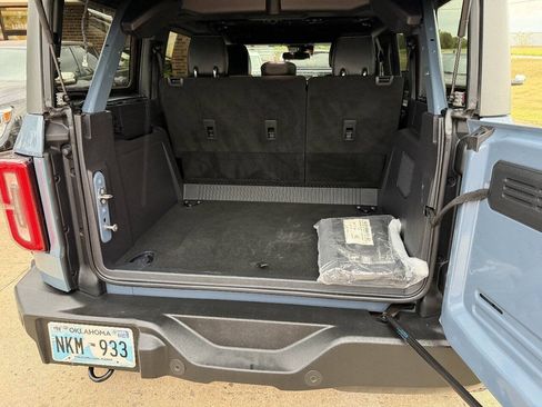 Used 2023 Ford Bronco Wildtrak AWD/4WD image 38