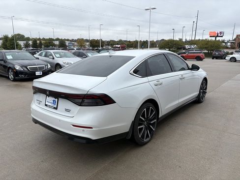 Certified 2023 Honda Accord Touring image 5