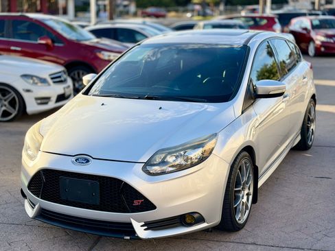 Used 2014 Ford Focus ST w/ Equipment Group 202A FWD image 6