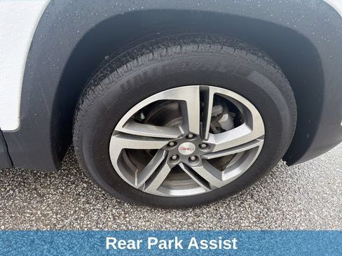 Used 2020 GMC Terrain SLT w/ Preferred Package FWD image 21