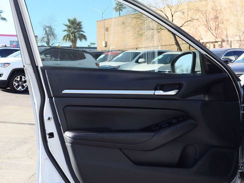 Used 2023 Nissan Altima 2.5 SV image 36