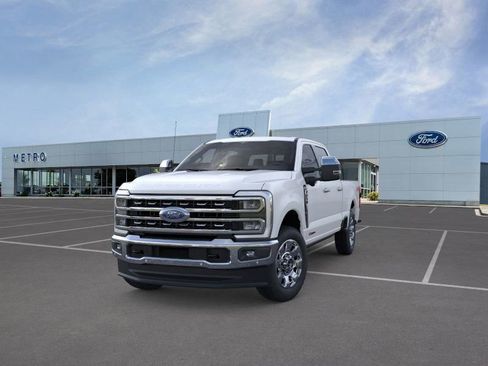 New 2025 Ford F250 Lariat w/ Lariat Ultimate Package image 2