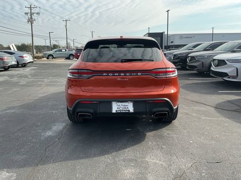 Used 2022 Porsche Macan Base image 4