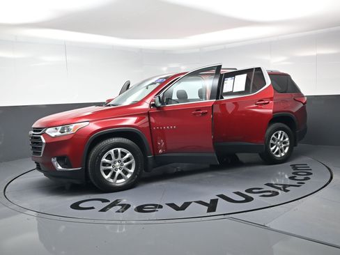 Used 2018 Chevrolet Traverse LT image 20