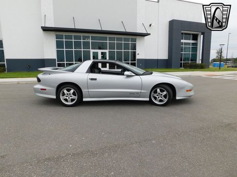 Used 1997 Pontiac Firebird Trans Am image 3