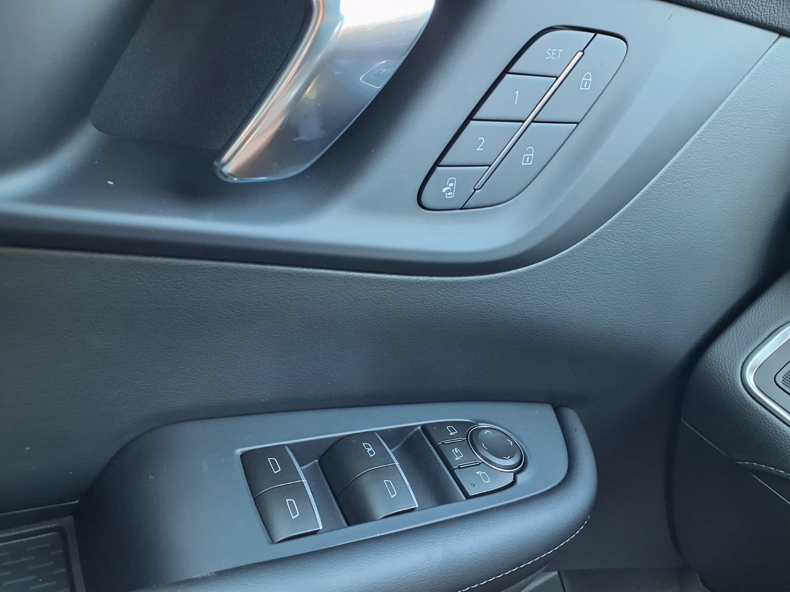 New 2027 Buick Enclave Sport Touring w/ Power Package FWD image 13