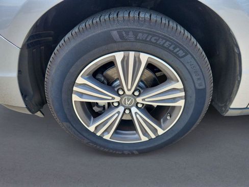 Used 2017 Acura MDX SH-AWD image 9