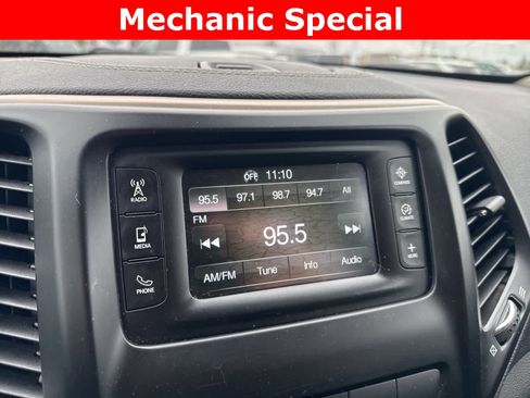 Used 2014 Jeep Cherokee Latitude image 28