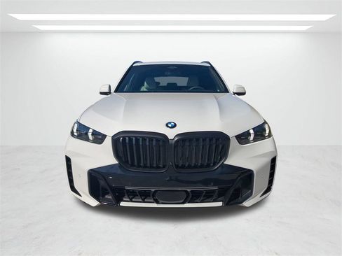 New 2026 BMW X5 xDrive40i w/ M Sport Package image 9